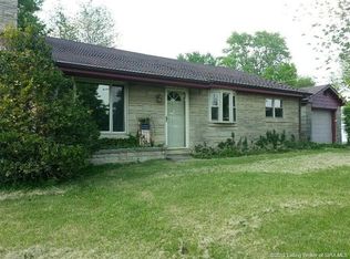 1202 S Jackson St, Salem, IN 47167