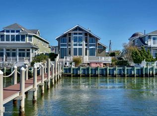 474 Schoderer Ln, Surf City, NJ 08008