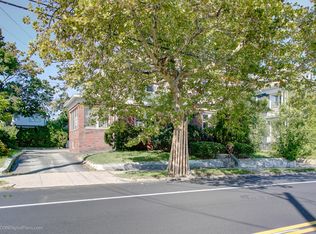 270 Mount Pleasant Ave, Providence, RI 02908