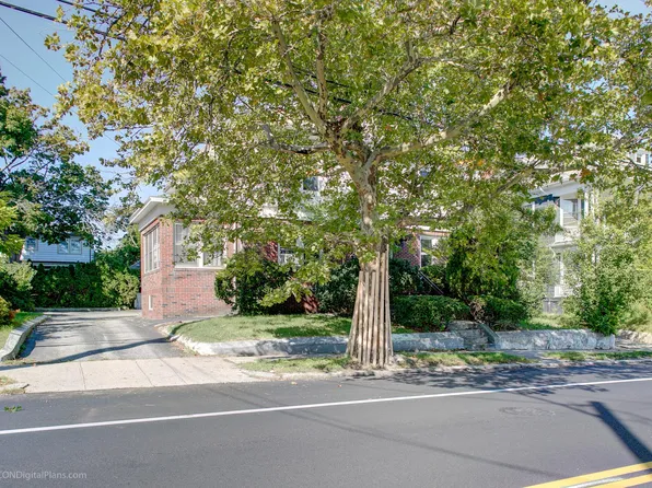 270 Mount Pleasant Ave, Providence, RI 02908