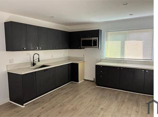 9001 Orion Ave #A, North Hills, CA 91343