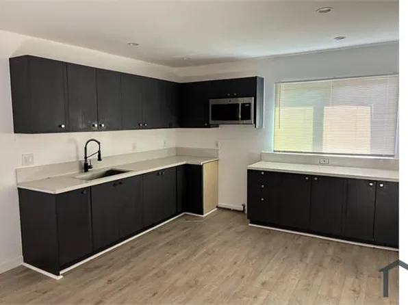 9001 Orion Ave, North Hills, CA