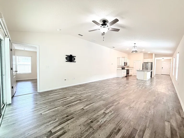 7838 Meadow Walk Ln — Photo 14