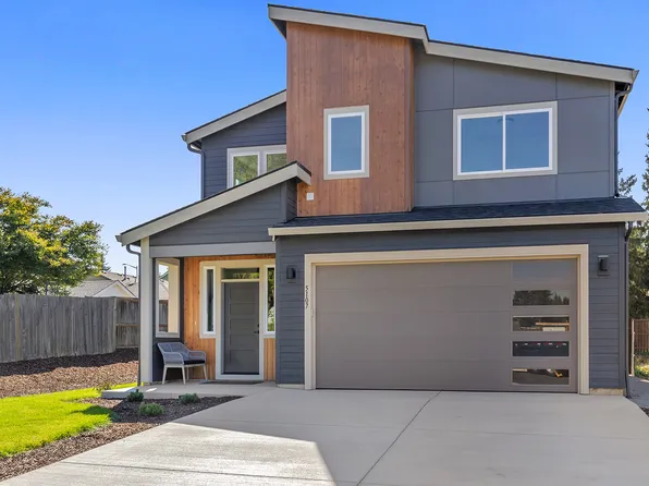 5107 NE 71st St, Vancouver, WA 98661