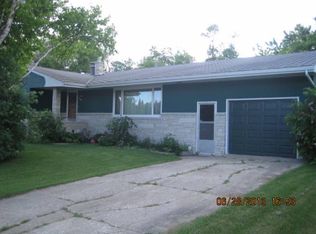 1116 8th St, Langdon, ND 58249