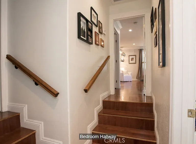 7021 Geyser Ave — Photo 12