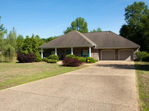 510 Augusta Dr, Meridian, MS 39305