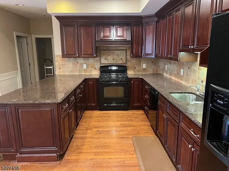 230 South Ave #2D — Photo 7