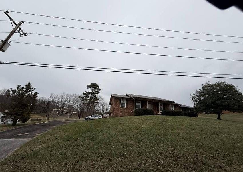 1st image of 1817 Clouds Ford Rd