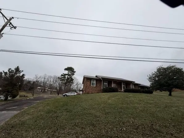 1817 Clouds Ford Rd, Kingsport, TN 37660