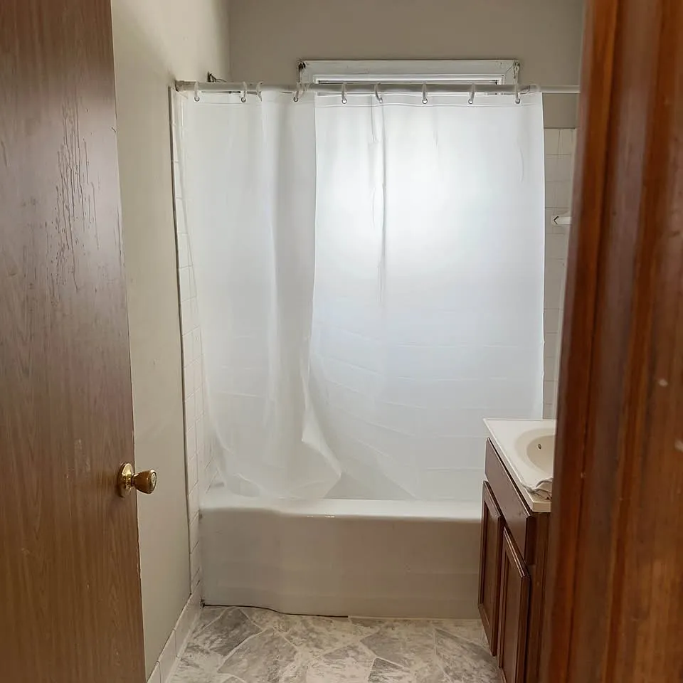 3 bed, 1200 sqft, $1,850 — Photo 4