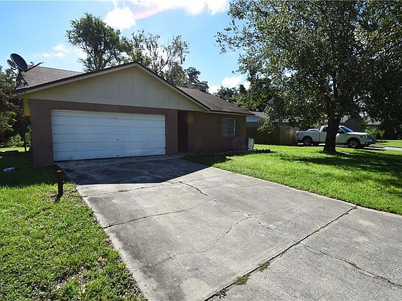 2nd image of 6115 Doe Cir E