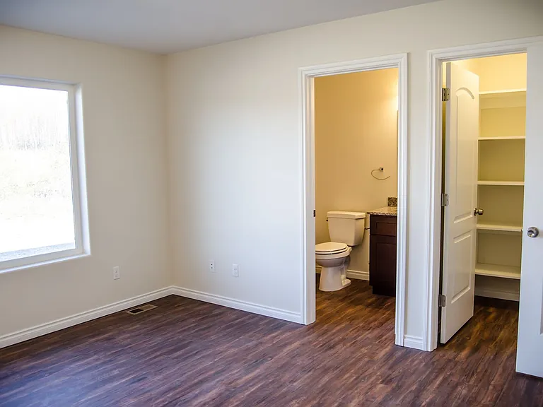 981 W Cache Dr — Photo 7