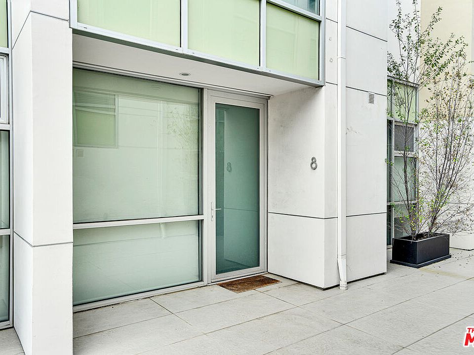 1st image of 125 Pacific St APT 8