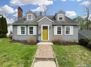 34 Harland Place, Norwich, CT 06360