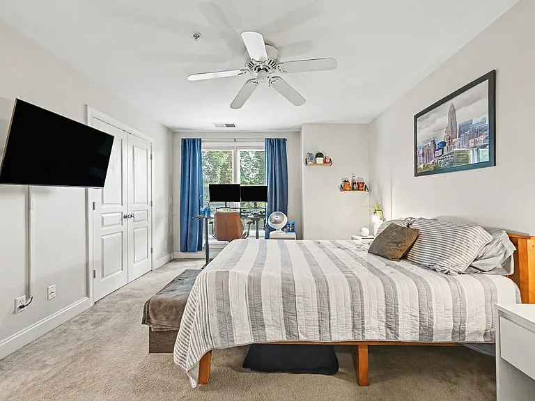 1027 Park West Dr — Photo 7