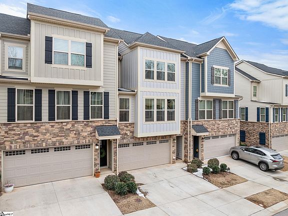 2nd image of 23 Questover Dr