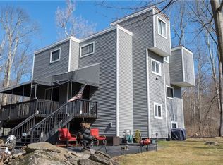 67 Weyants Ln, Newburgh, NY 12550