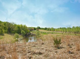 8911 Whisper Creek Trl, Rockford, MN 55373