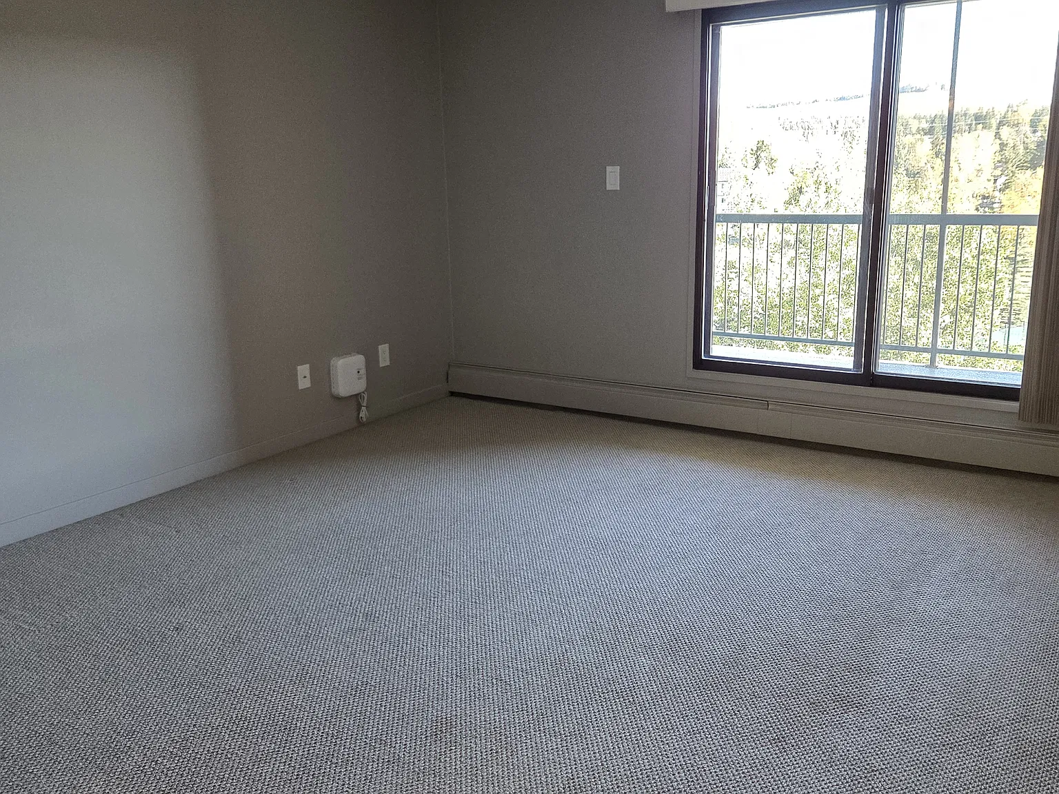 Condo Units, All Utilities Included!! — Photo 4