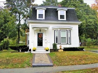 24 Duncklee Ave, Stoneham, MA 02180