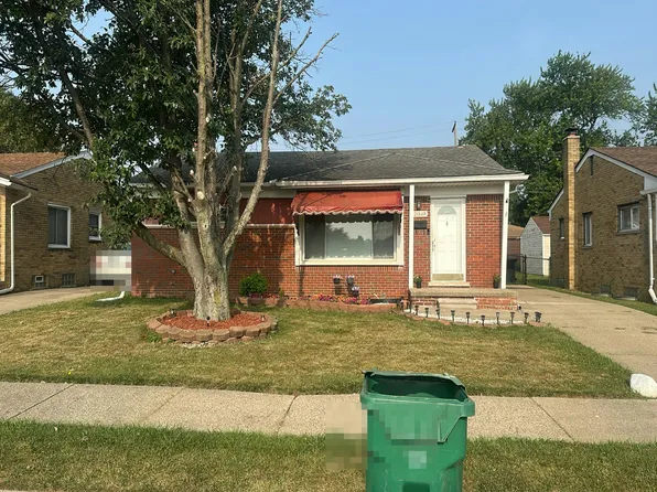 21849 Wilmot Ave, Eastpointe, MI 48021