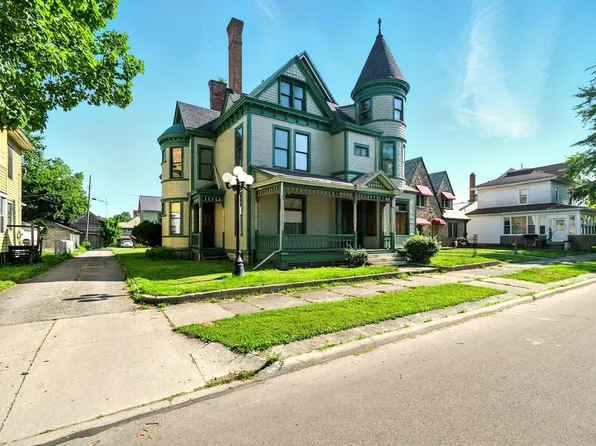 412 E Rensselaer St, Bucyrus, OH 44820