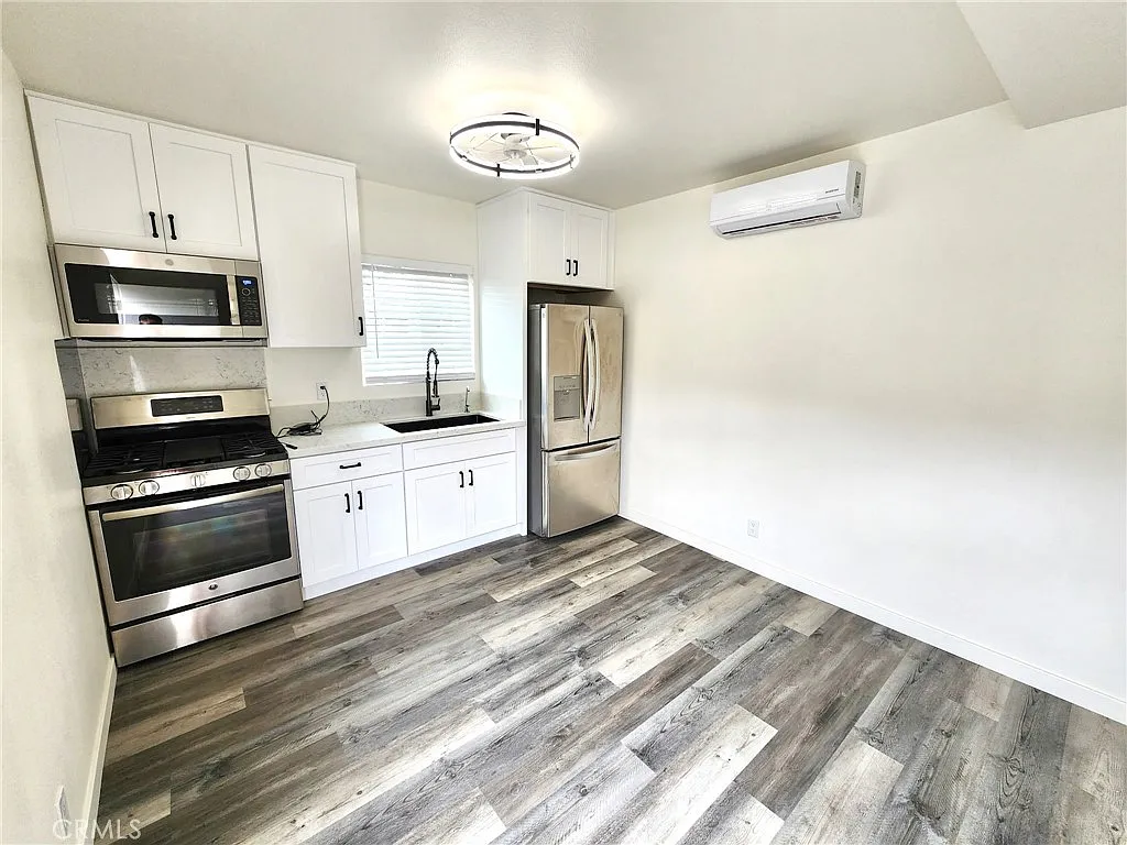 Building Photo - 1104 Williamson Ave #B