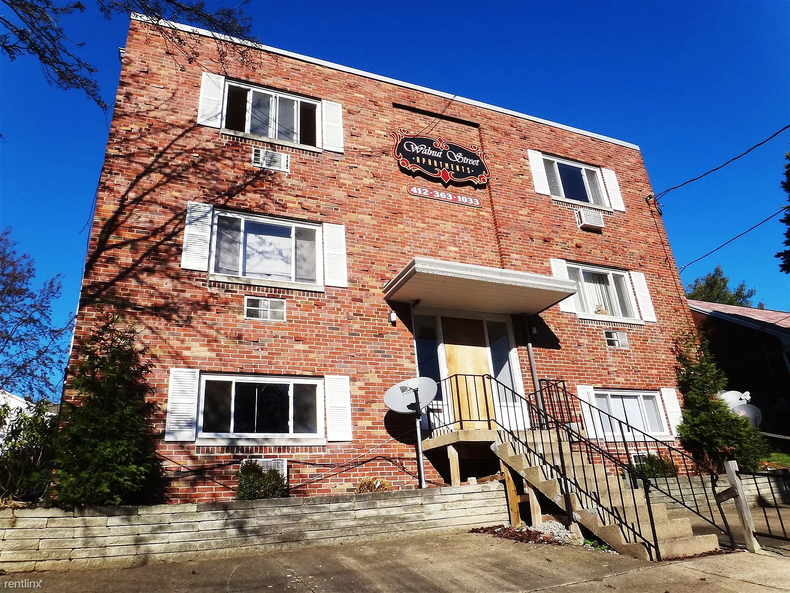 445 Walnut St APT 10 photo 1