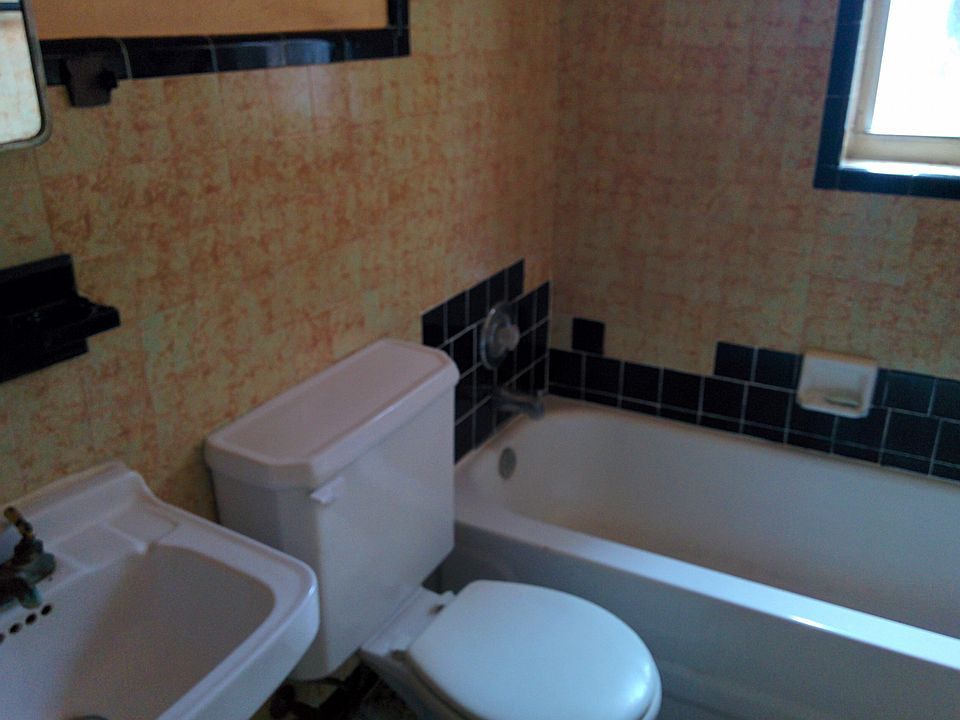 2nd image of 5905 N Flagler Dr