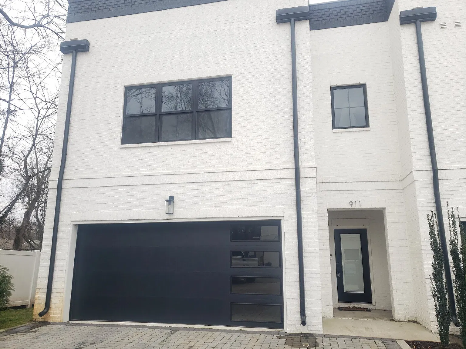 3 bed, 2.5 bath, $2,599 — Photo 2