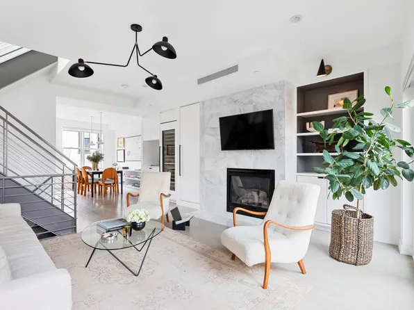 176 Mulberry Street image 1 of 24