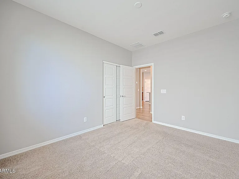 9018 W San Miguel Ave — Photo 14