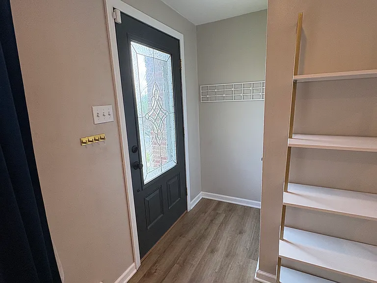 1624 Sillview Dr — Photo 21