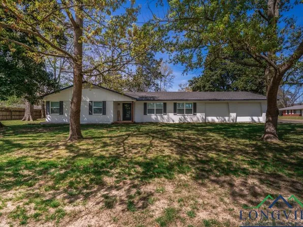 400 W Douglas St, Jefferson, TX 75657