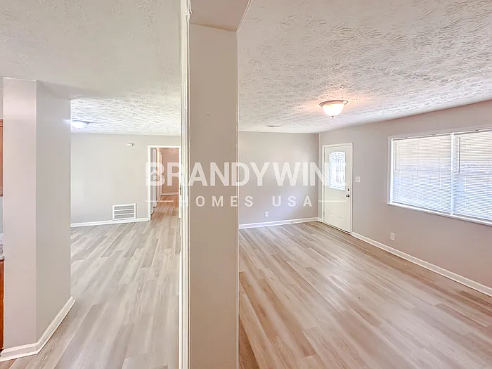 6230 Cedar Wood Dr — Photo 9