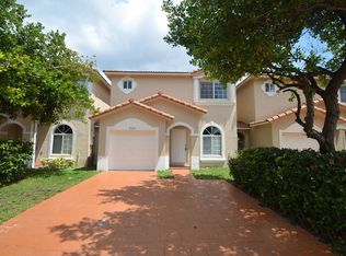 16229 SW 96th Ter, Miami, FL 33196