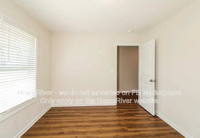 355 Niblick Dr — Photo 10
