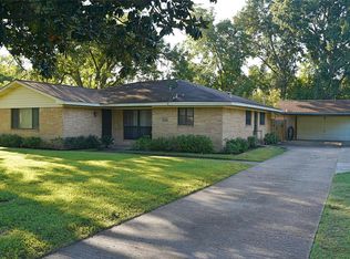 9225 Vogue Ln, Houston, TX 77080