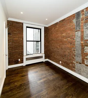 Rented by Icon Realty Management | media 6