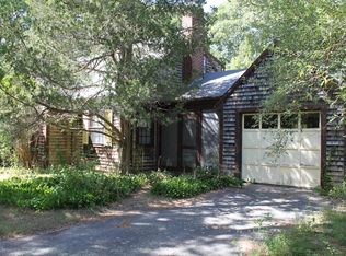 214 Bridge St, Osterville, MA 02655