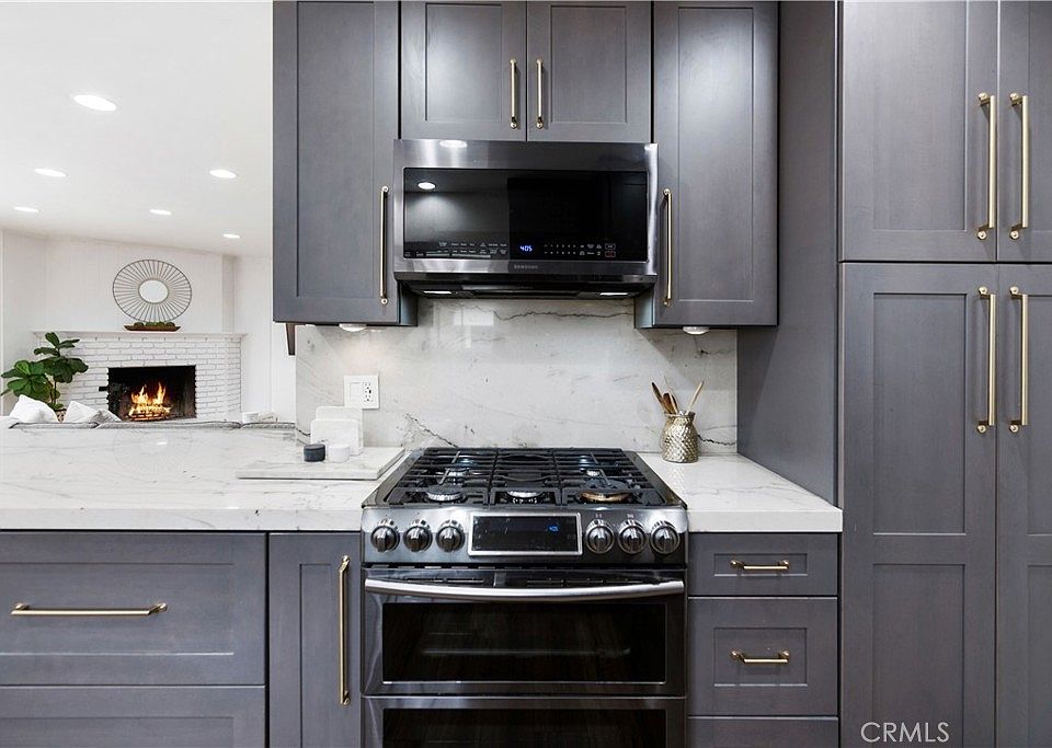 1st image of 15919 Norcrest Dr