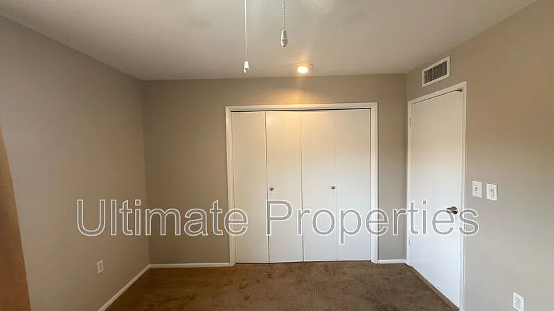 2 bed, 2.0 bath, 1346 sqft, $1,825 — Photo 3