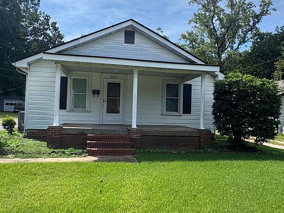 5th image of 2612 Rochelle St