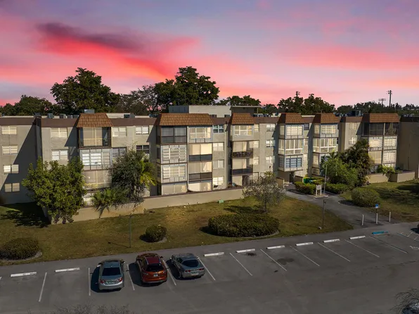 7000 NW 17th Street #420, Plantation, FL 33313