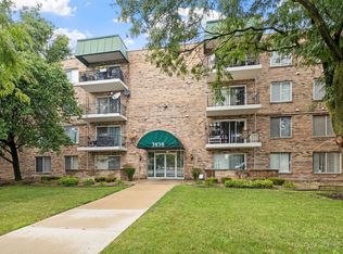3838 W 111th St APT 309, Chicago, IL 60655