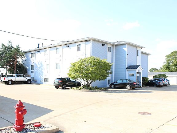 2nd image of 3130 W Monroe St APT 308