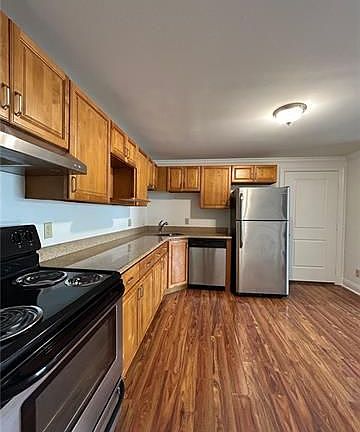4th image of 722 Papworth Ave APT D