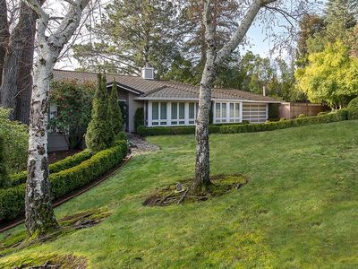 590 Remillard Dr, Hillsborough, CA, 94010