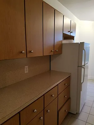 Rented by Max & Associates Realty Corp | media 6